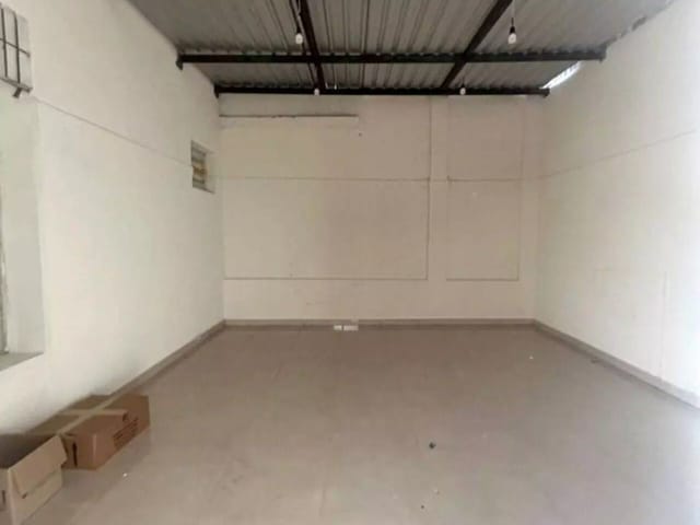 Sala para alugar, no bairro Centro em Cambé
