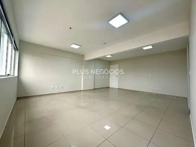 Sala com 55m², para alugar, no bairro Parque Campolim em Sorocaba
