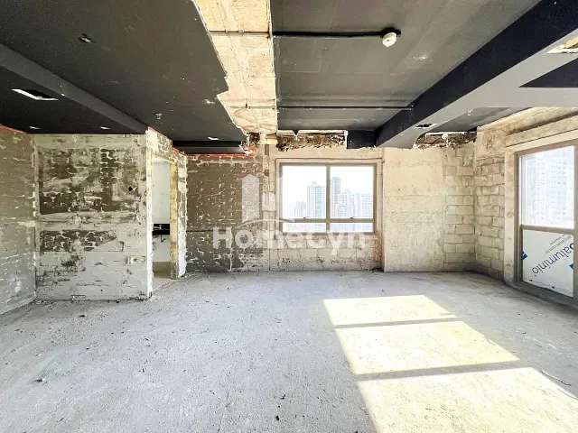 Sala com 43m², para alugar, no bairro Setor Bueno em Goiânia