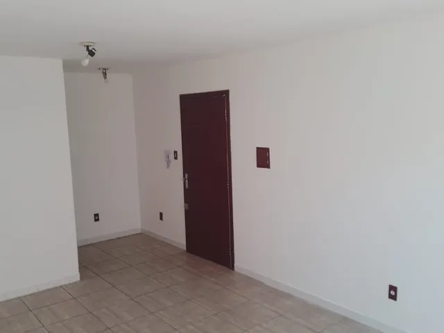 Sala à venda, no bairro Centro em Pelotas