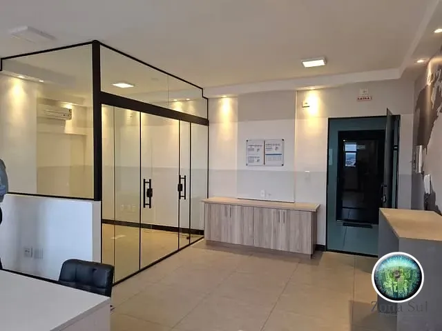 Sala à venda, no bairro Jardim Emília em Sorocaba
