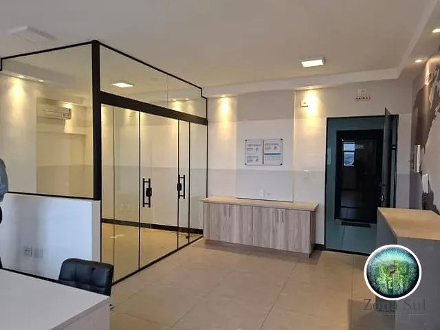 Sala à venda, no bairro Jardim Emília em Sorocaba