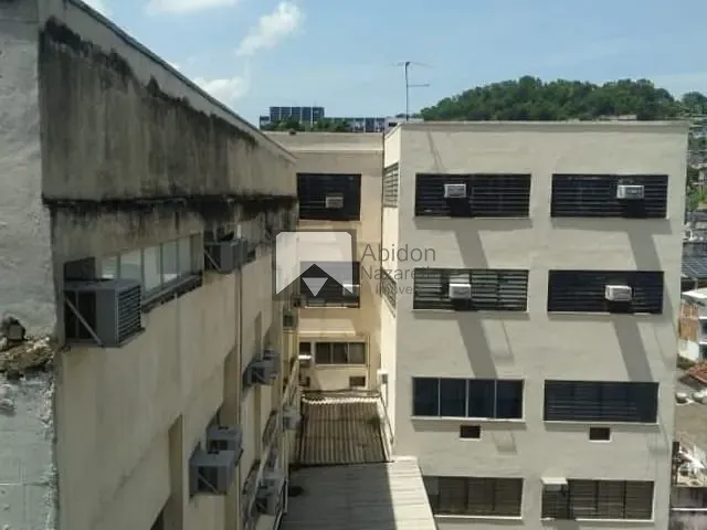 Sala com 34m², à venda, no bairro Centro em Niterói