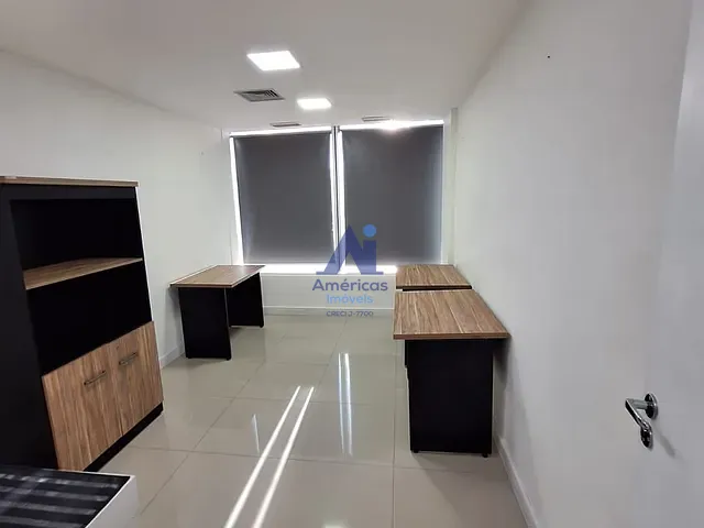 Sala à venda, no bairro Recreio dos Bandeirantes em Rio de Janeiro