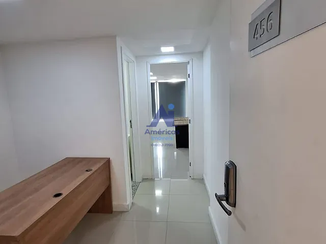 Sala à venda, no bairro Recreio dos Bandeirantes em Rio de Janeiro