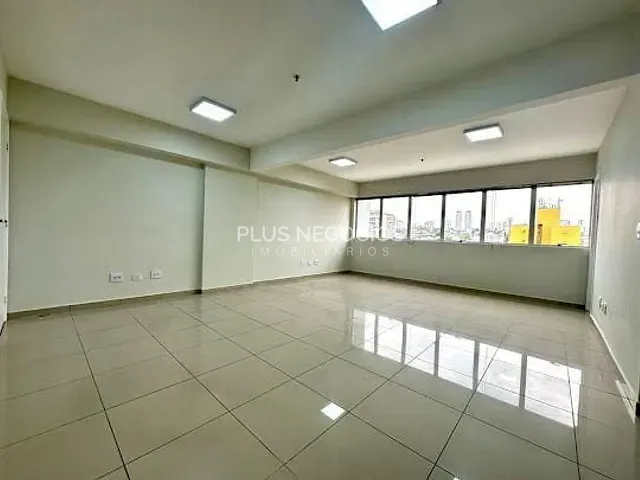 Sala com 55m², para alugar, no bairro Parque Campolim em Sorocaba