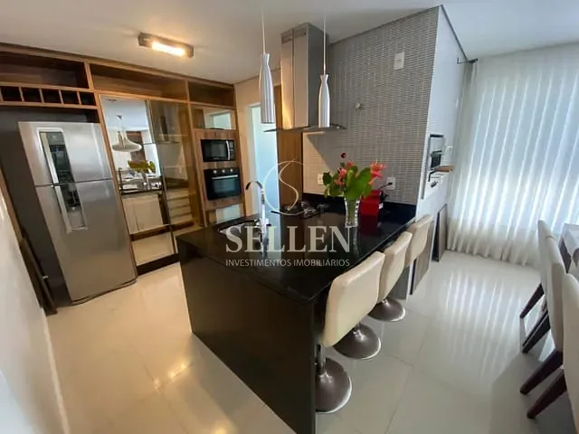 Apartamento 2 quartos e 3 banheiros, para alugar, no bairro Pioneiros em Balneário Camboriú