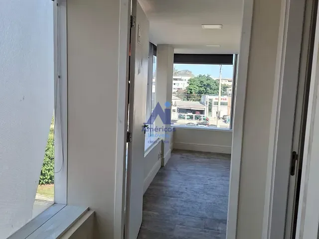 Sala à venda, no bairro Recreio dos Bandeirantes em Rio de Janeiro