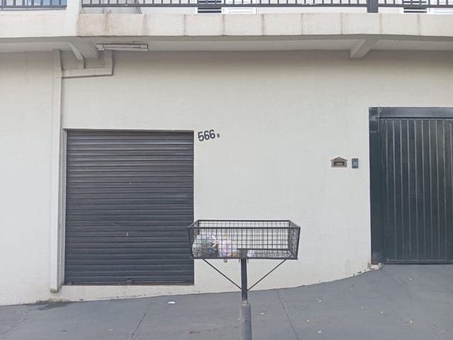 Sala para alugar, no bairro Jardim Tarobá em Cambé