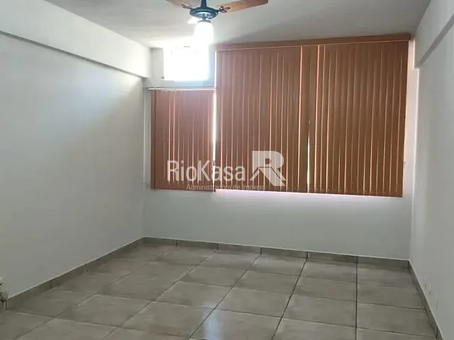 Sala à venda, no bairro Méier em Rio de Janeiro