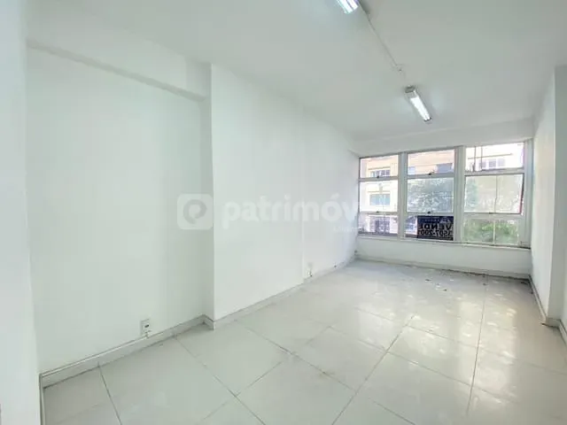Sala com 25m², à venda, no bairro Copacabana em Rio de Janeiro