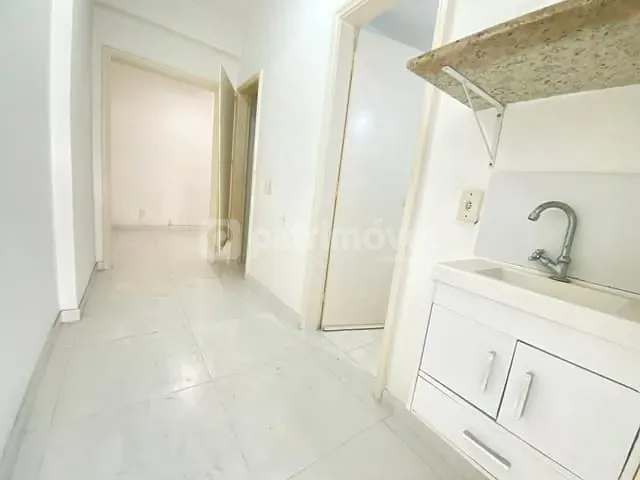 Sala com 25m², à venda, no bairro Copacabana em Rio de Janeiro