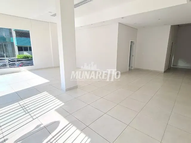 Sala com 104m², para alugar, no bairro Centro em Concórdia