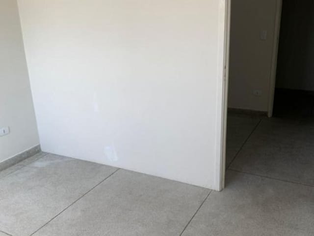 Sala com 18m², para alugar, no bairro Jardim das Flores em Osasco