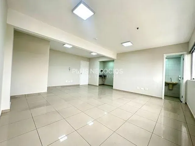 Sala com 74m², para alugar, no bairro Parque Campolim em Sorocaba