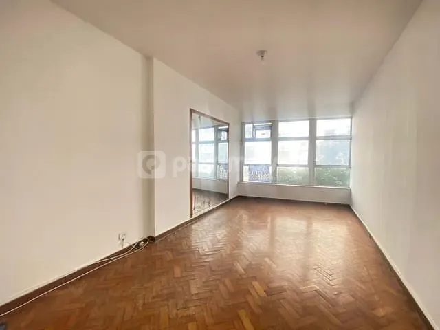 Sala com 28m², à venda, no bairro Copacabana em Rio de Janeiro