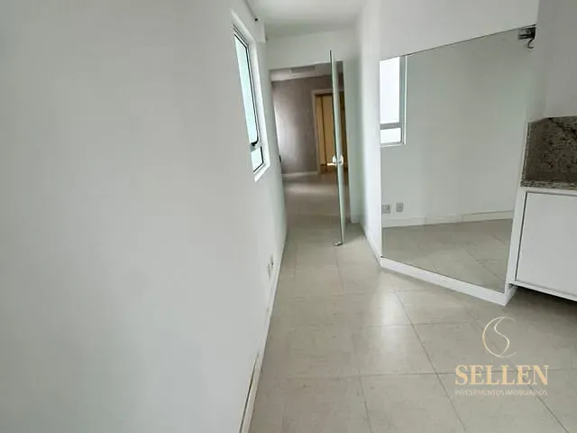 Sala com 15m², para alugar, no bairro Pioneiros em Balneário Camboriú