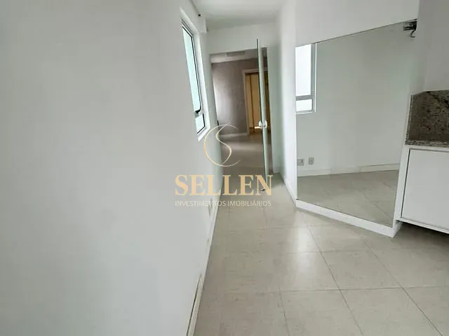 Sala com 15m², para alugar, no bairro Pioneiros em Balneário Camboriú