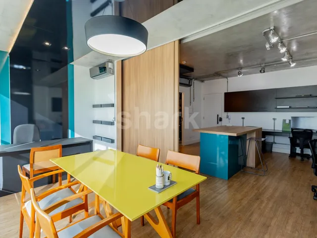 Sala à venda, no bairro Sítio Tamboré Alphaville em Barueri