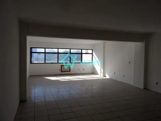 Sala com 76m², para alugar, no bairro Centro em Novo Hamburgo