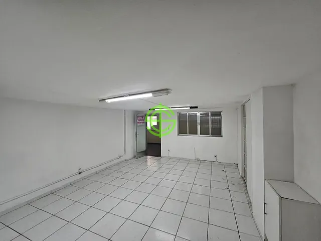 Loja com 36m², para alugar, no bairro Benfica em Rio de Janeiro