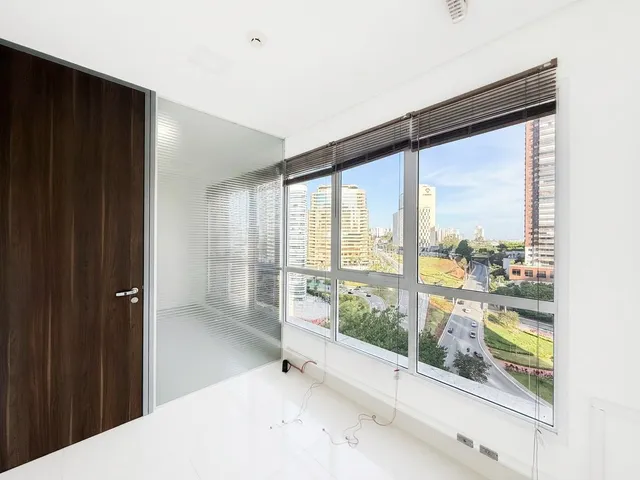 Sala com 48m², para alugar, no bairro Sítio Tamboré Alphaville em Barueri
