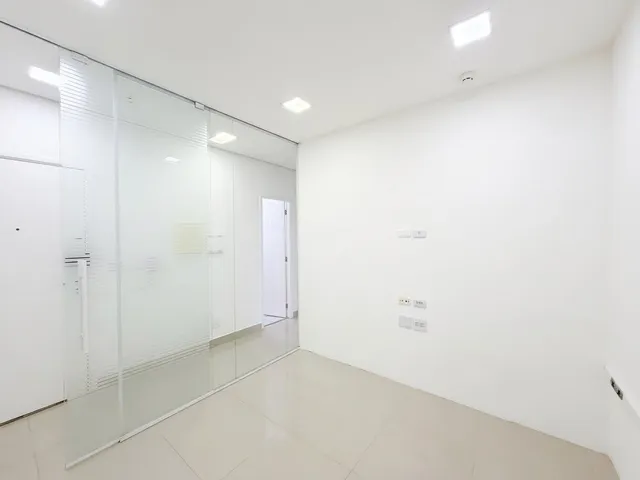 Sala com 48m², para alugar, no bairro Sítio Tamboré Alphaville em Barueri