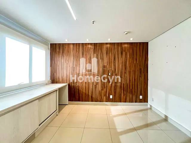 Sala com 29m², para alugar, no bairro Setor Bueno em Goiânia