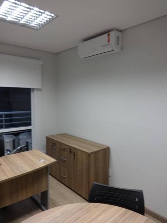 Sala com 41m², à venda, no bairro Penha de França em São Paulo