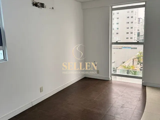 Sala com 10m², para alugar, no bairro Pioneiros em Balneário Camboriú