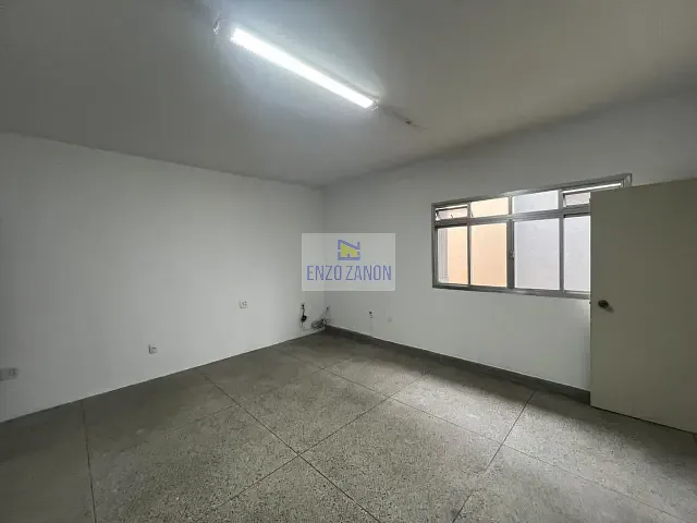 Sala para alugar, no bairro Ferrazópolis em São Bernardo do Campo