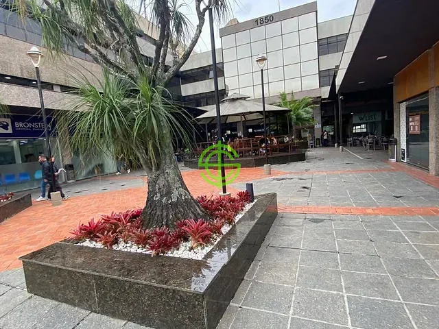 Sala com 31m², para alugar, no bairro Barra da Tijuca em Rio de Janeiro