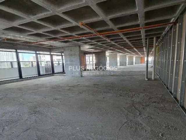 Sala com 900m², para alugar, no bairro Jardim Portal da Colina em Sorocaba