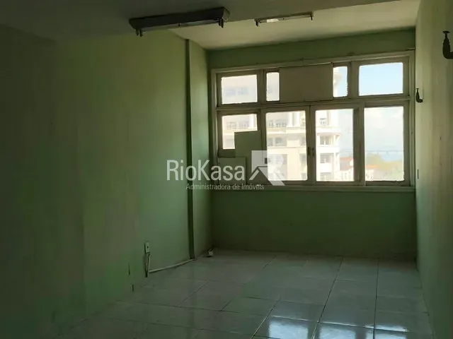 Sala para alugar, no bairro Centro em Rio de Janeiro