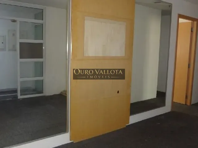 Sala com 82m², para alugar, no bairro Vila Olímpia em São Paulo