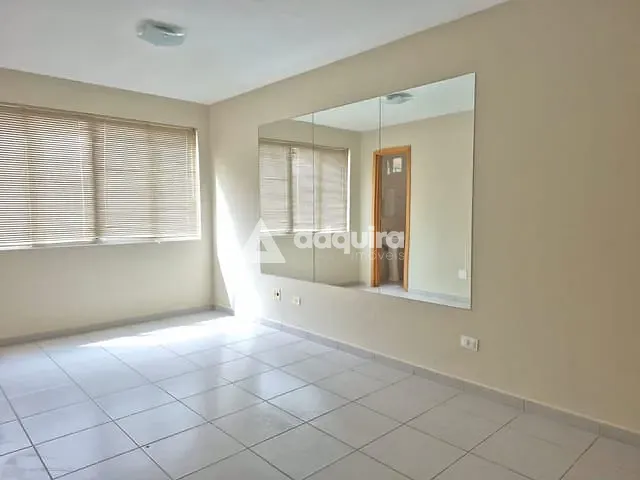Sala para alugar, no bairro Centro em Ponta Grossa