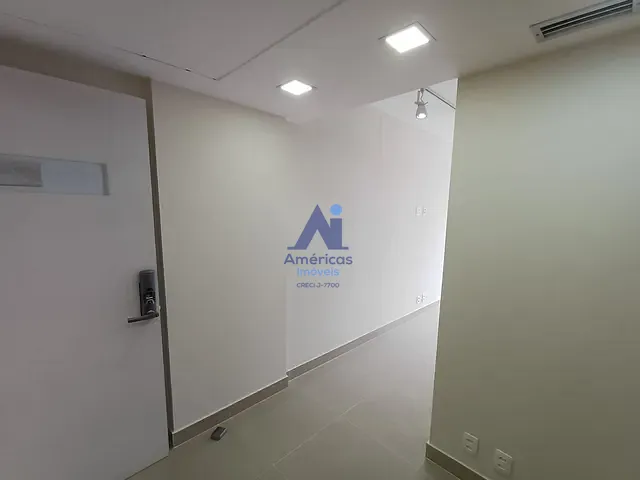 Sala com 22m², à venda, no bairro Recreio dos Bandeirantes em Rio de Janeiro
