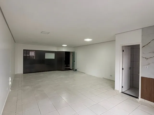 Sala para alugar, no bairro Centro em Cambé