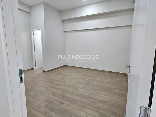 Sala para alugar, no bairro Vila Helena em Sorocaba