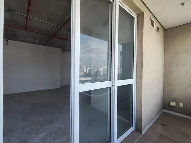 Sala com 44m², à venda, no bairro Granja Julieta em São Paulo