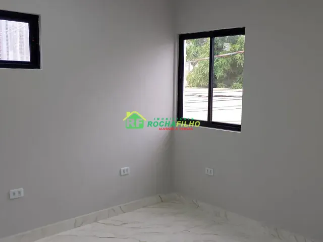 Sala com 14m², para alugar, no bairro São Cristóvão em Teresina