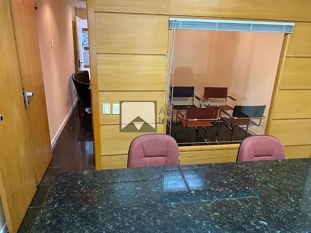 Sala com 60m², à venda, no bairro Centro em Niterói