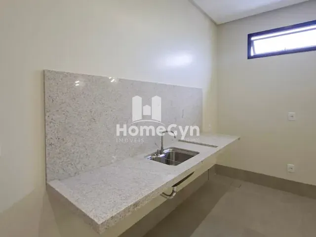 Sala com 32m², para alugar, no bairro Setor Bueno em Goiânia