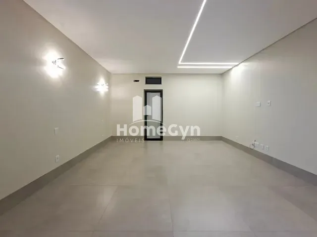 Sala com 32m², para alugar, no bairro Setor Bueno em Goiânia