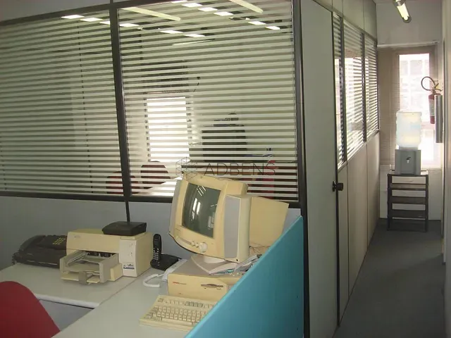 Sala para alugar, no bairro Itaim Bibi em São Paulo