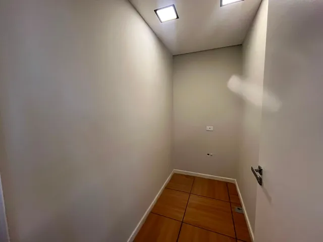 Sala com 65m², para alugar, no bairro Gleba Palhano em Londrina