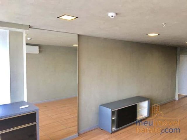 Sala com 65m², para alugar, no bairro Gleba Palhano em Londrina