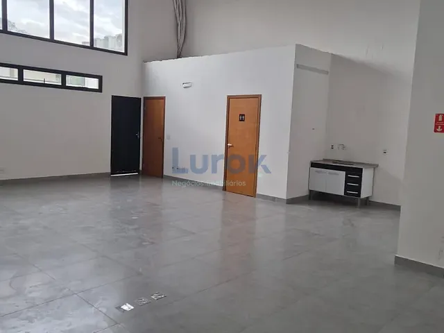 Sala com 135m², para alugar, no bairro Jardim Paiquerê em Valinhos