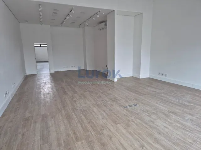 Sala com 135m², para alugar, no bairro Jardim Paiquerê em Valinhos