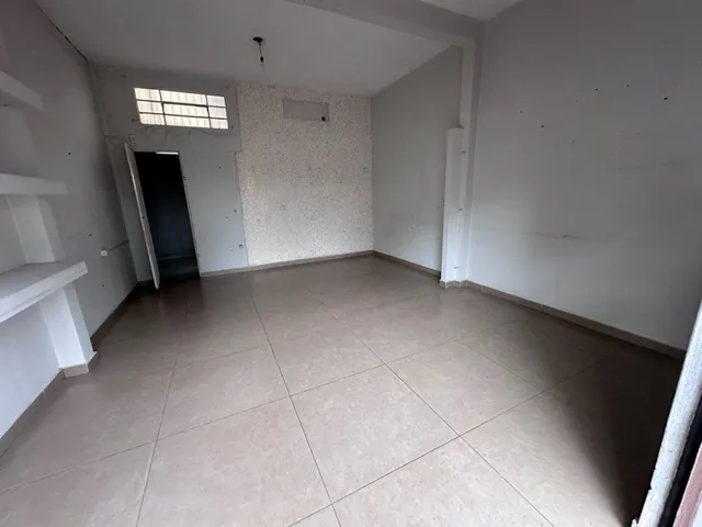 Sala para alugar, no bairro Parque Residencial Ana Rosa em Cambé